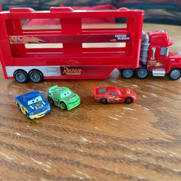 Disney Pixar Cars Glow Racers Transforming Mack + Mini Racers Hauler Truck - Picture 11 of 16